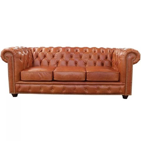 Sofá 3 Lugares Sala de Estar 2,35M Chesterfield Pés Madeira Couro Conhaque - Gran Belo
