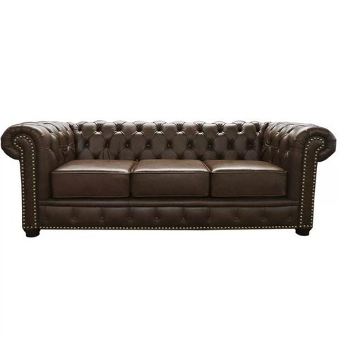 Sofá 3 Lugares Sala de Estar 2,35M Chesterfield Pés Madeira Couro Marrom - Gran Belo