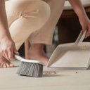 Ver imagem 4 de Kit Acessórios de Limpeza Flow Bege Caixa Organizadora Escova Multiuso Dispenser Rodo