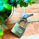 Ver imagem 2 de Cadeado Zamac Latonado - Stam 40mm