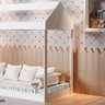 Cama Infantil Montessoriana Crystal Quarto Criança Casinha Grade de Proteção com Colchão Cor Branco - 4