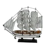 Escultura Decorativo de Madeira Barco Branco e Preto decora o seu Ambiente - 24x5,5cm - 1