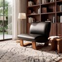 Ver imagem 1 de Poltrona Lusso Estofada Design Moderno Estrutura Madeira Cor Champagne Tecido Corino Preto