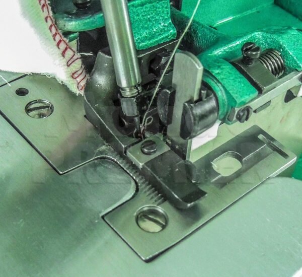 Maquina De Costura Overlock Portatil Semi Industrial 110v - 4