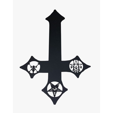 Cruz Invertida com Sigilo da Triade:preto