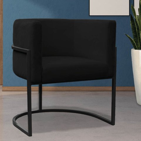 Poltrona Reforçada Decorativa Sala Carla Base Ferro Preta Suede Preto