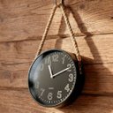 Ver imagem 2 de Relógio Parede Redondo Decorativo Preto com Corda Alça 25cm