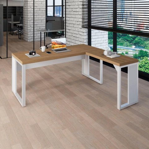 Mesa L Escritório Industrial 1,70m x 0,70m Pés Metal F5 Cor:Macadâmia com Branco