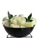 Ver imagem 1 de Kit 15 Galhos Decorativos com Flores Artificiais Brancas Sofisticadas