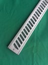 Ver imagem 2 de Grelha Ralo Linear Reforçado 7x50 Modelo Diagonal com Tela Anti Insetos e Parafusos - Aluminio - Fic