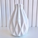 Ver imagem 4 de Vaso centro de mesa branco pequeno trabalhado geométrico 3D