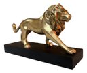 Ver imagem 2 de Decoração Escultura Leão Poliresina Dourado Base Mart 17818