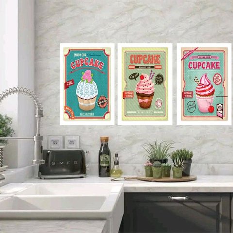 Kit 3 Quadros Cozinha - Cupcakes 45x34cm - com Vidro:moldura Branca