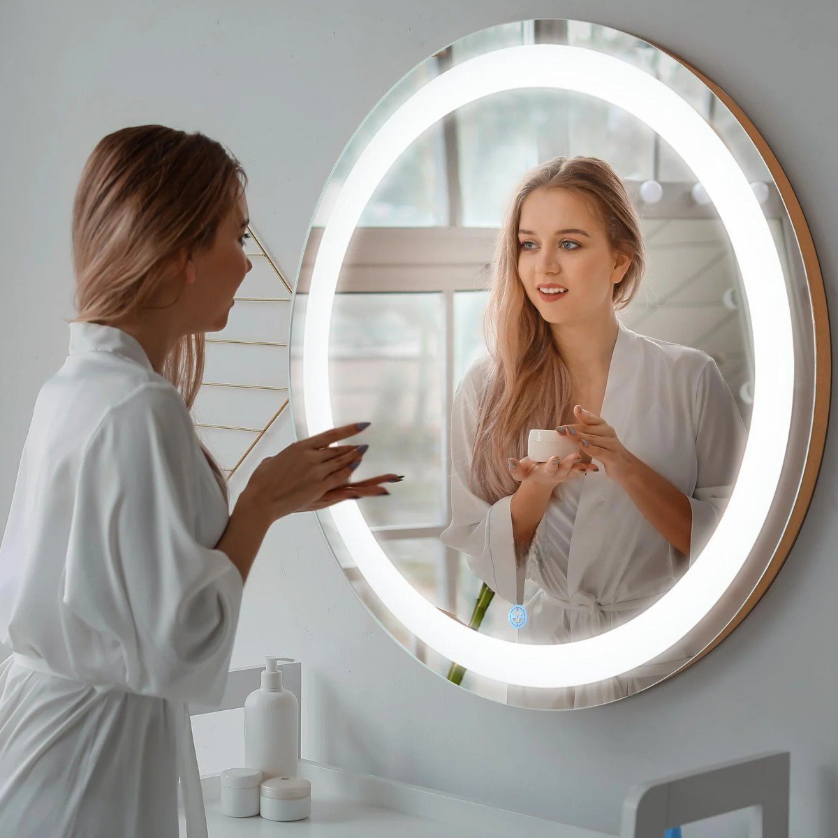 Espelho Banheiro Led 50 Cm Redondo Prata Touch Luz Ajustável Dimerizável Estrutura Alumínio Faixa Fr