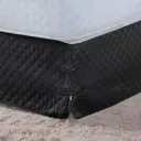 Ver imagem 1 de Saia Box Matelada Beatriz com Laço King Preto