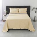 Ver imagem 2 de Kit Cobre Leito Elegance Queen Microfibra Colcha com Babado 3 Peças Palha