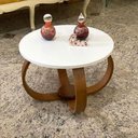 Ver imagem 1 de Mesa de Centro e Lateral Pés Cebola 50x35cm Cor Branco