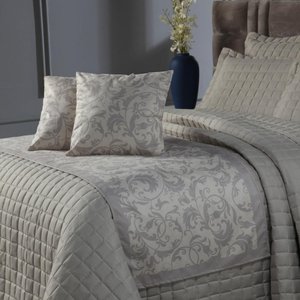 Kit Peseira Cama Queen com Capa de Almofada Decoração Quarto 3 Peças