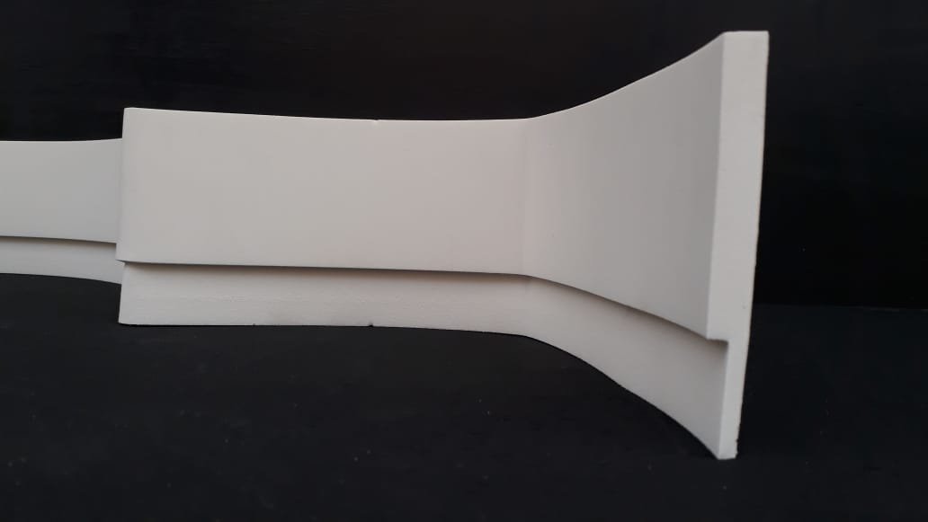 Ver imagem 1 de Roda Teto, Moldura De Teto, Sanca Teto De Eva Adesivo E Flexível *e6 10cmx 1cm 5 Metros* Branco