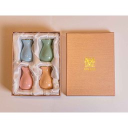 Kit Mini Vaso de Mesa Em Porcelana Manu Fisch Coleção Doce Memórias - 2