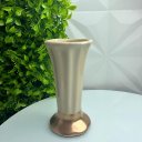 Ver imagem 4 de Vaso bege alto de cerâmica luxo com trabalhado decorativo