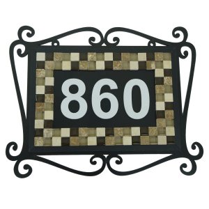 Número de Casa Moldura Preta Arabescos e Pastilhas nas Cores Bege e Marrom