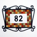 Ver imagem 4 de Número Residencial Moldura Arabesco Preto com Pastilhas De Vidro Cores Quentes