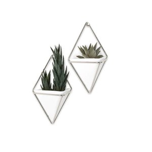TRIGG - CONJUNTO COM 2 VASINHOS DE PAREDE BRANCO/PRATA- UMBRA