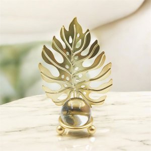 Folha Dourado com Esfera Decorativa 10cm em Metal Decoração:01