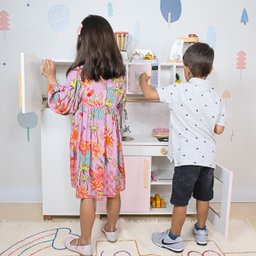 Mini Cozinha Infantil Rosa Bebê com Geladeira em Madeira - 5