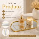 Ver mais imagens de Bandeja Decorativa Espelhada Hexagonal Dourada 35x15cm