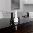 Ver imagem 2 de Peça Xadrez Rei e Rainha Decoração em Cerâmica Clássica Branca e Preta