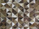 Ver imagem 4 de Tapete de Couro Tp1 Costurado e Forrado - Tons de Marrom e Bege Médio - 2,00 M x 2,50 M