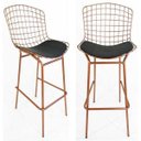 Ver imagem 1 de Kit 2 Banquetas BERTÓIA cobre assento preto tubular altura 70cm - Direto de Fábrica