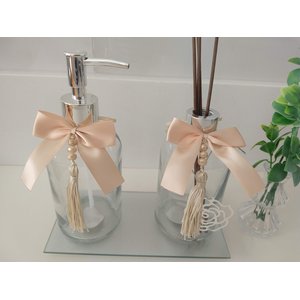 Kit para Lavabo Difusor com Varetas Saboneteira Vaso e Bandeja Espelhada