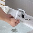 Ver imagem 2 de Torneira com Sensor Automática Bivolt Cromada 100% Metal para Banheiro