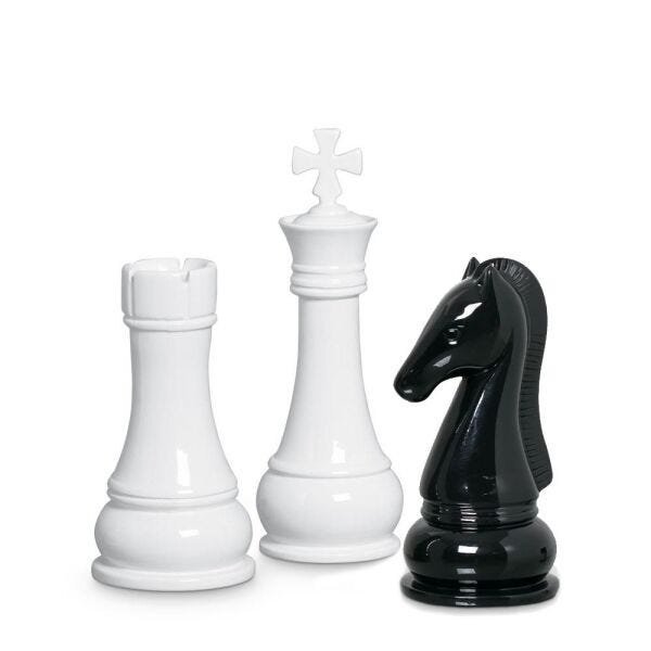Trio Peças De Xadrez Rei, Torre E Cavalo Decoração Em Cerâmica Clássica  Branca E Preta