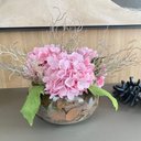 Ver imagem 2 de Arranjo Grande Centro de Mesa Hortênsias Rosa Artificial Vaso Incolor