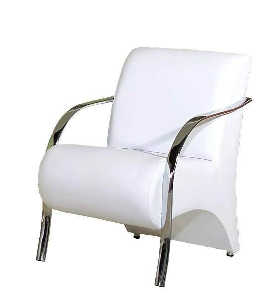 Poltrona Decorativa Stilo Corino Branco com Braços em Alumínio Polido - Dora Bela - 1