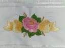 Ver imagem 2 de Jogo de Toalhas Bordadas de Banho e Rosto Rosa e Laço. Barra Gripir. Cor Branca. Dohler Artesanalle