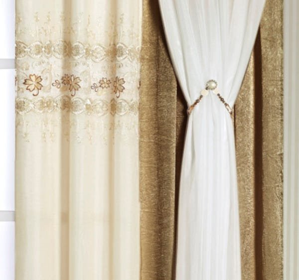 Cortina Veneza com Bordados 2,00x1,70m Re9casa para Sala ou Quarto - Cor Ouro - 3
