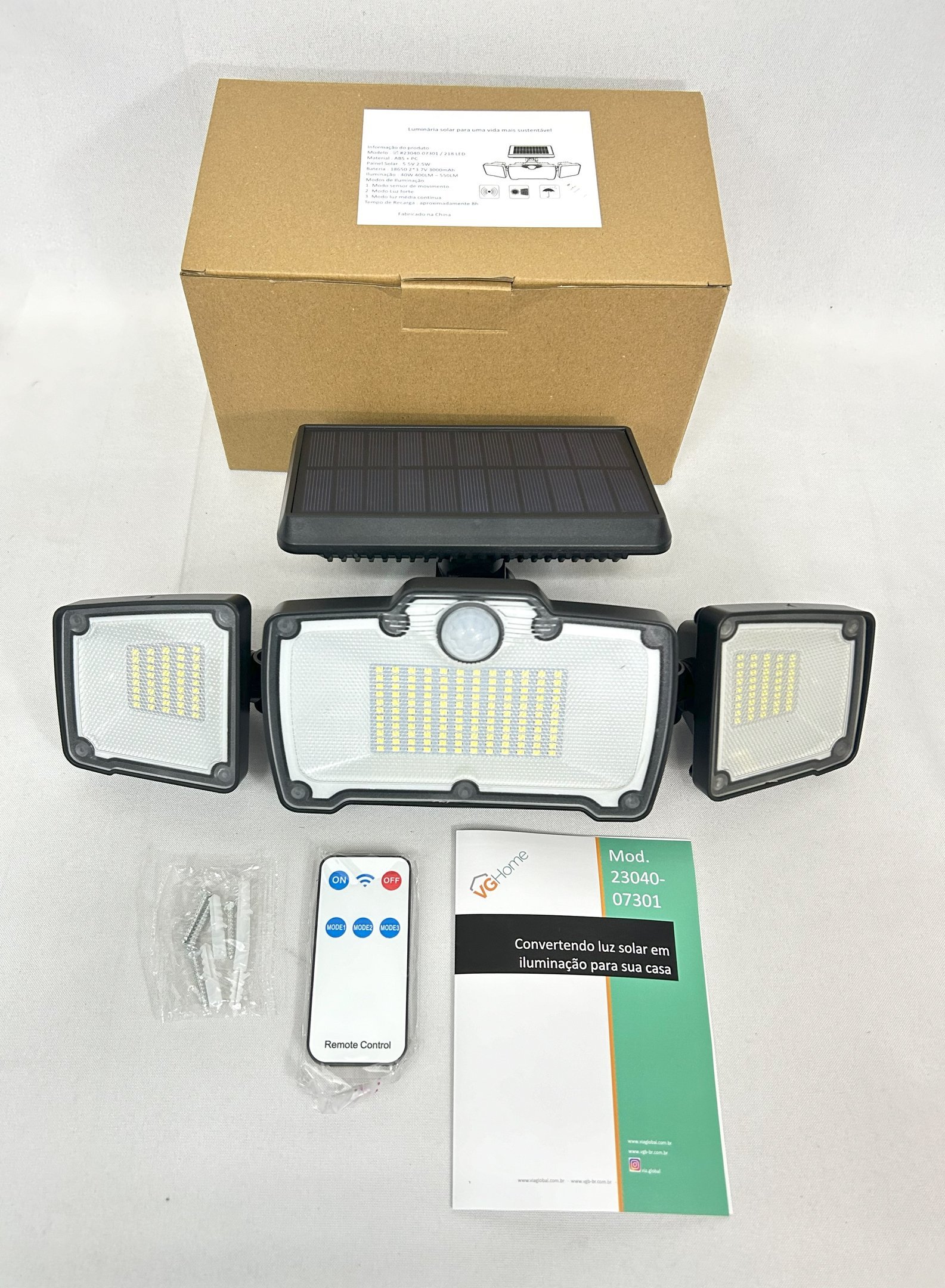Luminária Solar com Sensor e Controle Remoto 218 Leds 3 Cabeças e Placa Acoplada - 6