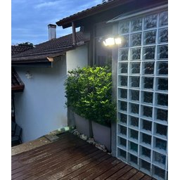 Luminária Solar com Sensor e Controle Remoto 218 Leds 3 Cabeças e Placa Acoplada - 4