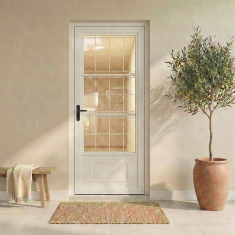 Porta de Aço Postigo 215x85cm com Grade Quadrada Minas Sul MGM Abertura Direita Branco
