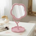 Ver imagem 2 de Espelho de Mesa Flor com Base Porta-Jóias 18x10cm – Praticidade e Charme para o Seu Espaço:Rosa