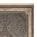 Ver imagem 3 de Tapete Persa Royal Cinza 300x200cm Fio Acetinado - Ideal para Quarto e Sala