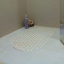 Ver imagem 2 de Tapete Antiderrapante de Box Oval Cristal 68x37cm - Uzoo Tapete de Box Oval 68x37 Cm Cristal