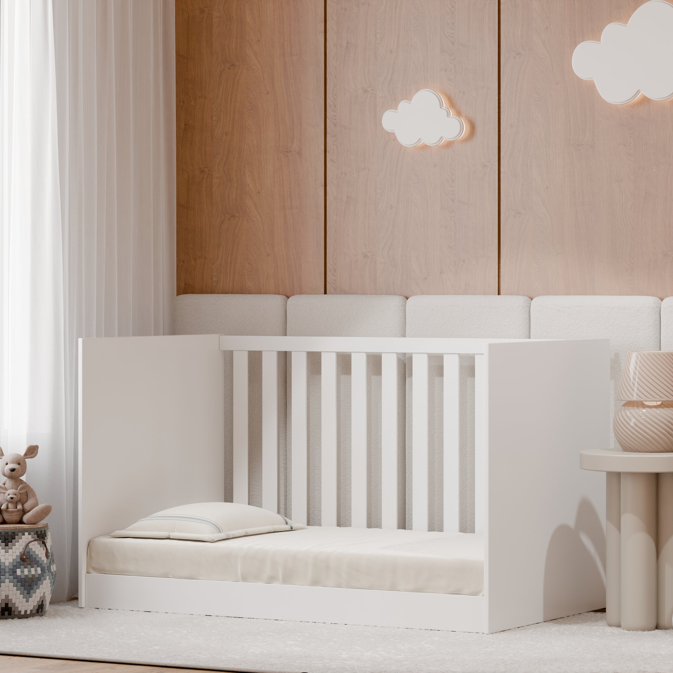 Mini Berço Infantil Vira Cama com Grade de Proteção Lateral e Rodízios para Quarto de Bebê - 4