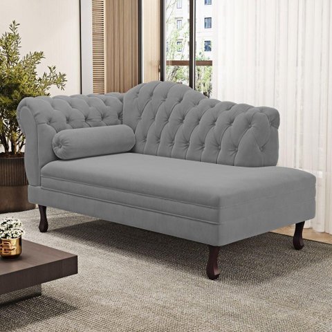 Divã Recamier Lavínia Clássico 120cm Capitonê com Pés de Madeira Suede Cinza - Desk Design