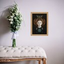 Ver imagem 2 de Quadro Moldura Dourada Menina Fone Ouvido 33x24cm:com Vidro